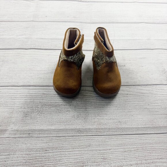 Carter’s Toddler Girls Boots Tan Glitter Chelsea Booties Faux Fur 4 - Picture 2 of 6